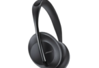 a black headphones with a black handle